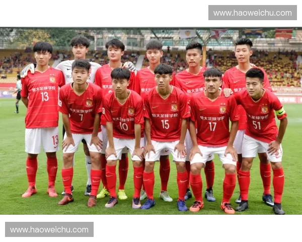 2017年恒大足球队赛程全解析 各大赛事逐月回顾与分析